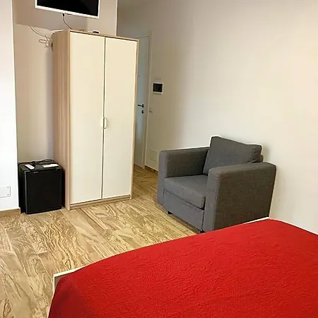 Di Fiore Nocleg ze śniadaniem 4*