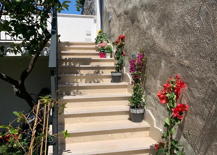 לינה וארוחת בוקר Di Fiore